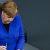 Angela Merkel'i yıkan haber! Angela Merkel'i yıkan haber!