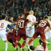 Derbide iki kırmızı kart birden!