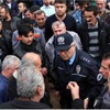 3 Suriyelinin yakalandığı duyulunca... 3 Suriyelinin yakalandığı duyulunca...