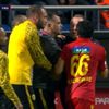 Kart gören Sergen Yalçın yedek kulübesinde çılgına ...