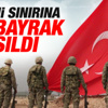 Dev Türk bayrağı Kobani sınırına asıldı Dev Türk bayrağı Kobani sınırına asıldı