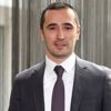 Yönetmen koltuğuna oturdu Yönetmen koltuğuna oturdu