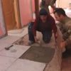 Teröristlerin tahrip ettiği okulu Mehmetçik onarıyor Teröristlerin tahrip ettiği okulu Mehmetçik onarıyor