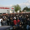 Bursa ayakta... Renault'dan sonra TOFAŞ işçileri de üretimi durdurdu Bursa ayakta... Renault'dan sonra TOFAŞ işçileri de üretimi durdurdu