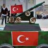 Lise öğrencisi 'insansız mini tank' yaptı Lise öğrencisi 'insansız mini tank' yaptı
