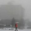 Uludağ'da sıcaklık -0,3 derece, kar yağışı etkisini gösteriyor Uludağ'da sıcaklık -0,3 derece, kar yağışı etkisini gösteriyor