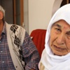 Yaşlı kadın oy kullanamayınca ağladı Yaşlı kadın oy kullanamayınca ağladı