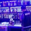 Marmaris'te eğlence yerlerine baskın! Restoranlarda çıkanlar şok etti Marmaris'te eğlence yerlerine baskın! Restoranlarda çıkanlar şok etti
