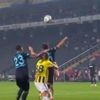Fenerbahçe-Trabzonspor maçına damga vuran an! Trabzonspor bu pozisyonda penaltı bekledi...