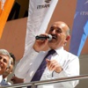 Müezzinoğlu: Bunlar kuş beyinli Müezzinoğlu: Bunlar kuş beyinli