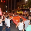 Ülkücü Grup, Hdp Binasına Türk Bayrağı Astı