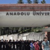 14 üniversiteli kampüse alınmadı, arbede çıktı