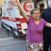Abla kardeş arasında çıkan bıçaklı kavgada araya giren anneleri yaralandı