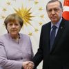 Erdoğan Merkel'le telefonda görüştü