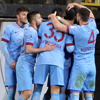 Trabzonspor Akhisar'ı 2 golle geçti Trabzonspor Akhisar'ı 2 golle geçti