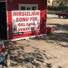 Hırsızlara afişle iş teklif etti Hırsızlara afişle iş teklif etti