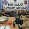 Siirt'te terör örgütü PKK'ya yönelik operasyonlarda, silah ve mühimmat ele geçirildi Siirt'te terör örgütü PKK'ya yönelik operasyonlarda, silah ve mühimmat ele geçirildi