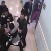 Hasta yakını, hastane görevlilerine bıçakla saldırdı Hasta yakını, hastane görevlilerine bıçakla saldırdı