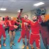 Aslan'ın soyunma odası coşkusu Aslan'ın soyunma odası coşkusu