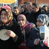 Sivas'ta işçilerin maaş eylemine müdahale Sivas'ta işçilerin maaş eylemine müdahale