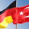 Almanya Yunan basınına Türkiye’ye yaptırım ihtimalini değerlendirdi: “Arabulucuğa şans verilmeli” Almanya Yunan basınına Türkiye’ye yaptırım ihtimalini değerlendirdi: “Arabulucuğa şans verilmeli”