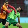 Tesislerde olay! İki yıldız birbirine girdi...