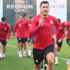Göztepe taraftarı, Adis Jahovic'i istiyor