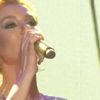 Gülben Ergen konserinde koltuklar boş kaldı