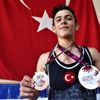 Dünya üçüncüsü Tolga Özbek çıtayı yükseğe çıkaracak Dünya üçüncüsü Tolga Özbek çıtayı yükseğe çıkaracak
