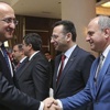 Akdoğan, 'Hevesleri kursaklarında kalacak' Akdoğan, 'Hevesleri kursaklarında kalacak'