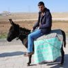 Akaryakıt zamları otomobilden indirip eşeğe bindirdi