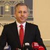 Video: Ünlü gazeteci Orhan Uğuroğlu paylaştı... Cumhurbaşkanı Erdoğan'ın 2 yıl öncekini konuşmasını hatırlattı... 2 yıl önce çeyrek altın: 326 TL, bugün: 850 TL Video: Ünlü gazeteci Orhan Uğuroğlu paylaştı... Cumhurbaşkanı Erdoğan'ın 2 yıl öncekini konuşmasını hatırlattı... 2 yıl önce çeyrek altın: 326 TL, bugün: 850 TL