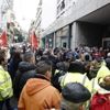 Yunanistan'da göstericiler bakanlığı bastı Yunanistan'da göstericiler bakanlığı bastı