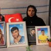 Diyarbakır annelerinin oturma eylemi sürüyor Diyarbakır annelerinin oturma eylemi sürüyor