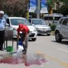Yerdeki kanları görünce, şoka girdi! Yerdeki kanları görünce, şoka girdi!