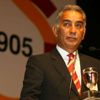 Adnan Polat trafik kazası geçirdi Adnan Polat trafik kazası geçirdi