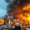 Kocaeli’de 2 büyük fabrika alev alev yandı