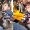 Küçük çocuk düdüklü tencereye sıkıştı Küçük çocuk düdüklü tencereye sıkıştı