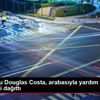 Juventuslu Douglas Costa, arabasıyla yardım malzemesi ... Juventuslu Douglas Costa, arabasıyla yardım malzemesi ...