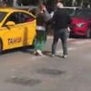 Bağdat Caddesi'nde bunalıma giren genç kadın sürücülere zor anlar yaşattı Bağdat Caddesi'nde bunalıma giren genç kadın sürücülere zor anlar yaşattı