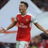 Devre arasında Mesut Özil bombası Devre arasında Mesut Özil bombası