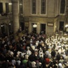 Miraç Kandili’nde Eyüp Sultan Camii’ne akın ettiler Miraç Kandili’nde Eyüp Sultan Camii’ne akın ettiler