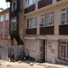 Metro çalışmasında hasar gören bina boşaltıldı Metro çalışmasında hasar gören bina boşaltıldı
