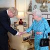 Kraliçe Elizabeth, Boris Johnson'ın 'parlamento' talebini onayladı Kraliçe Elizabeth, Boris Johnson'ın 'parlamento' talebini onayladı