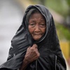 Hagupit tayfunu Filipinler'i yıktı geçti Hagupit tayfunu Filipinler'i yıktı geçti