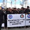 Çelik işçilerinden maaş eylemi Çelik işçilerinden maaş eylemi