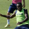 Emenike yarıda bıraktı!
