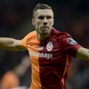 Podolski'den sakatlık mesajı