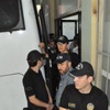 13 polis gözaltında