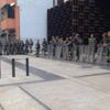 Venezuela’da büyük gerginlik: Askerler savcılığı ablukaya aldı